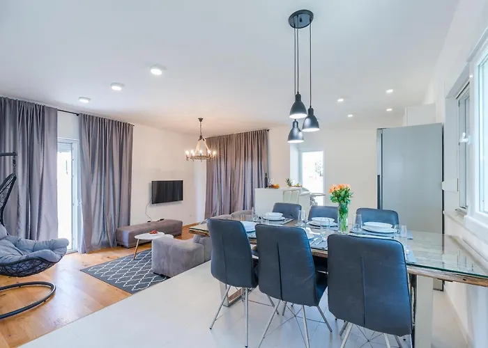 Vila Donato With Jacuzzi Zadar