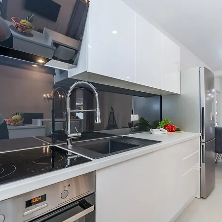 别墅 Donato With Jacuzzi 扎达尔