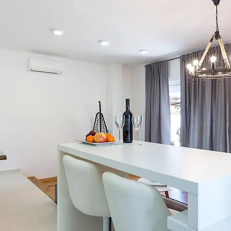 Donato With Jacuzzi Villa Zadar