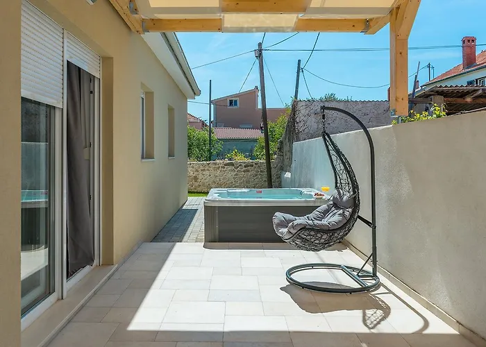 Villa Donato With Jacuzzi *