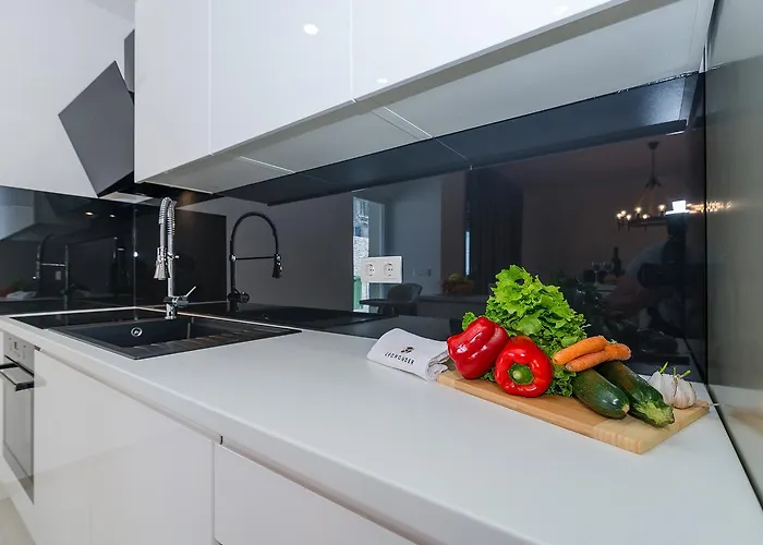 Donato With Jacuzzi Βίλα