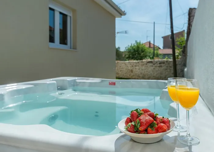 Donato With Jacuzzi Zadar